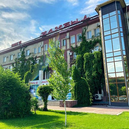 Hotel Zhambyl Taraz Ngoại thất bức ảnh